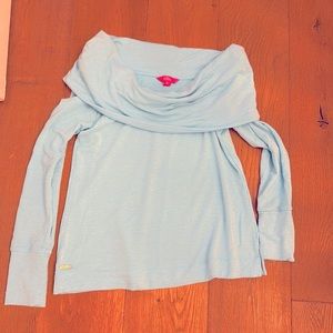 A Lily Pulitzer cow neck, top size medium new condition